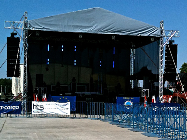 14m x 10m - scena wraz z zadaszeniem
